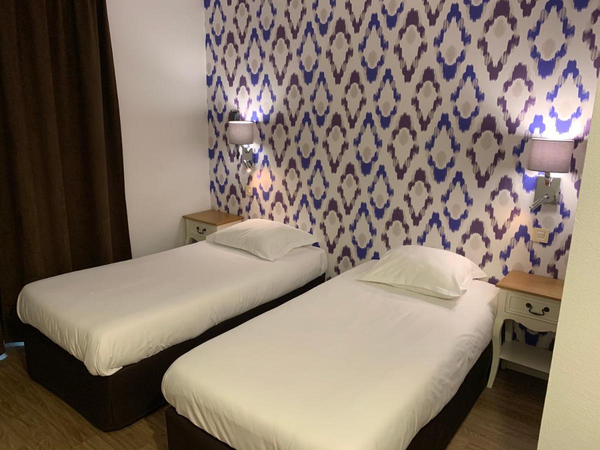 Le Royalty Hotell Angers Exteriör bild