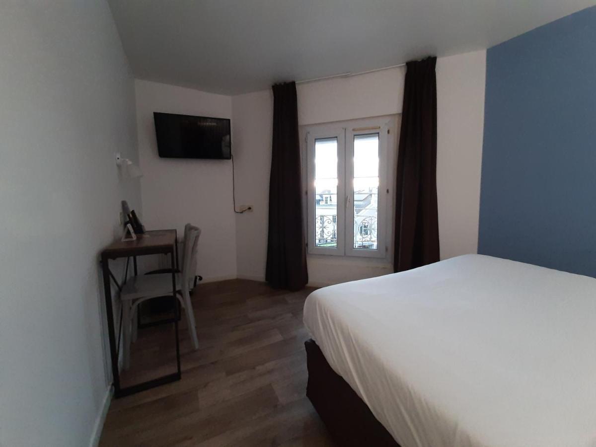 Le Royalty Hotell Angers Exteriör bild