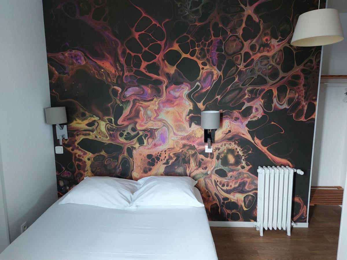 Le Royalty Hotell Angers Exteriör bild